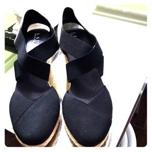 Great canvas wedgies